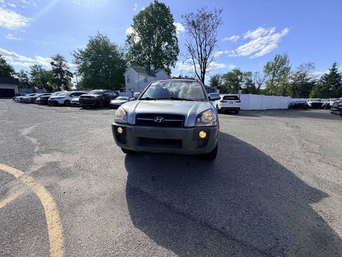 Used 2008 Hyundai Tucson SE FWD image 3