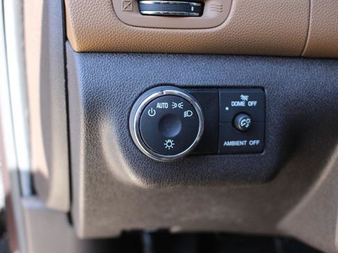 Used 2016 Buick Enclave Premium w/ Experience Buick Package image 19