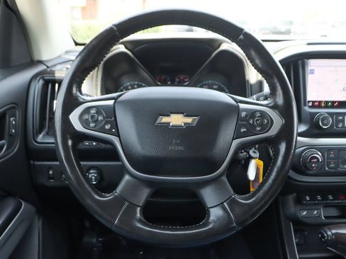 Used 2019 Chevrolet Colorado ZR2 w/ ZR2 Dusk Special Edition AWD/4WD image 25