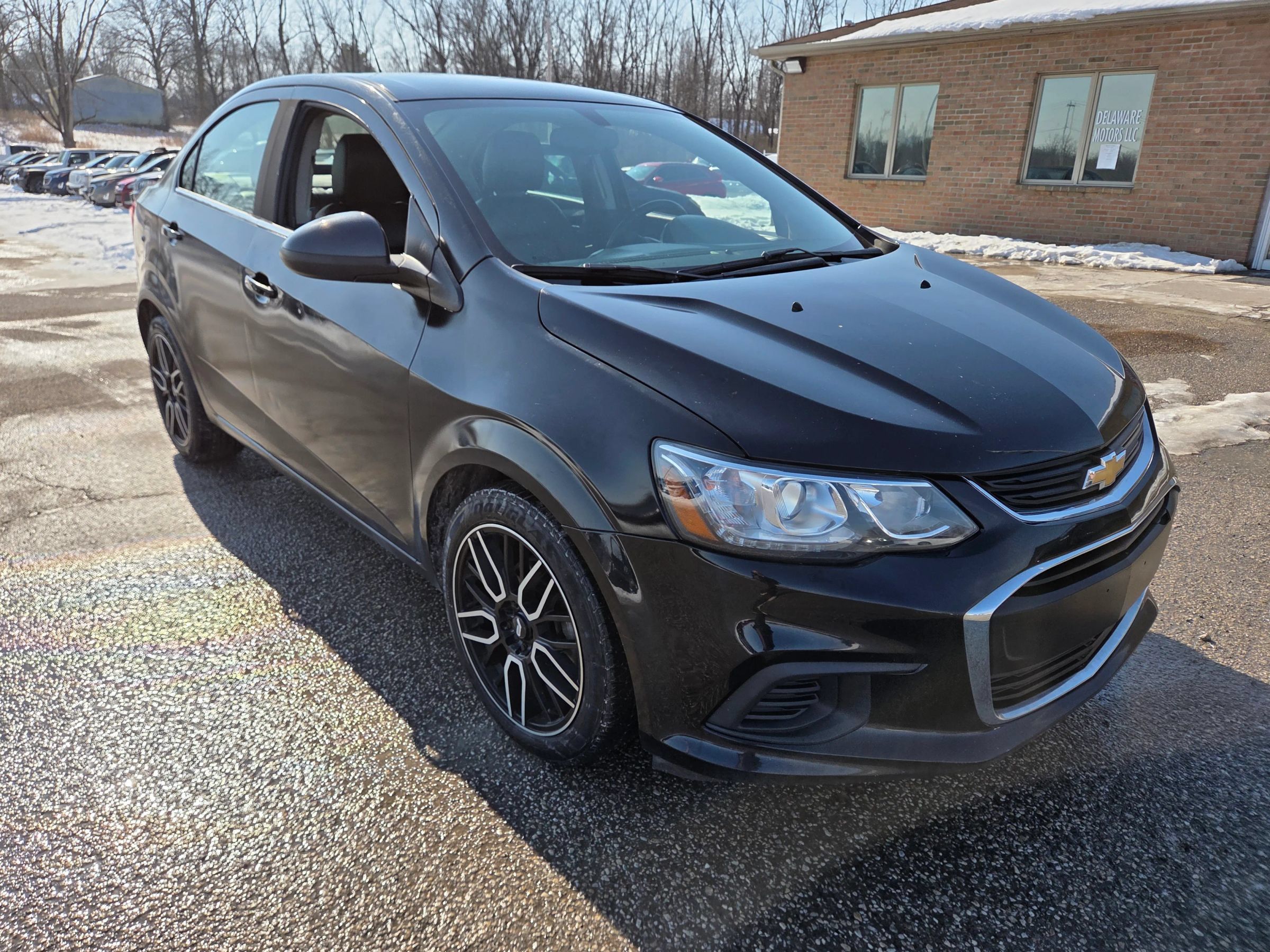 Used 2019 Chevrolet Sonic Premier FWD image 3
