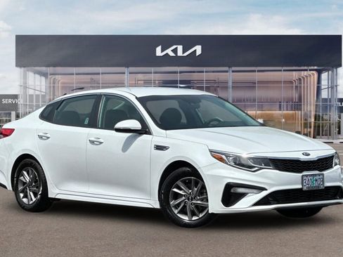 Used 2020 Kia Optima LX FWD image 2