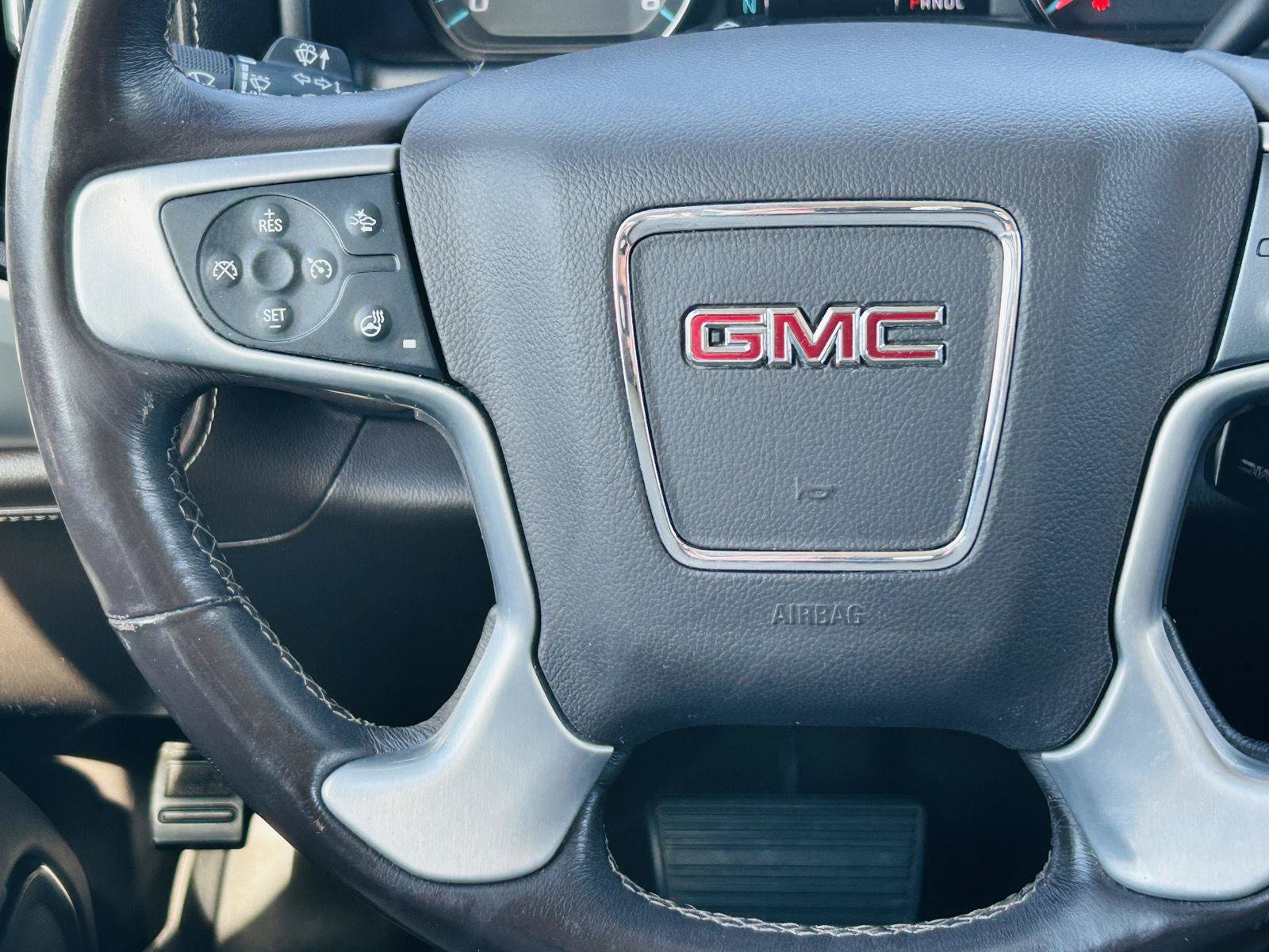 Used 2017 GMC Sierra 1500 SLT AWD/4WD image 14