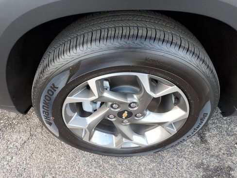 New 2026 Chevrolet Trax LT w/ Driver Confidence Package image 8