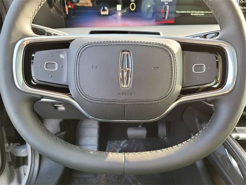 New 2026 Lincoln Nautilus Reserve image 20