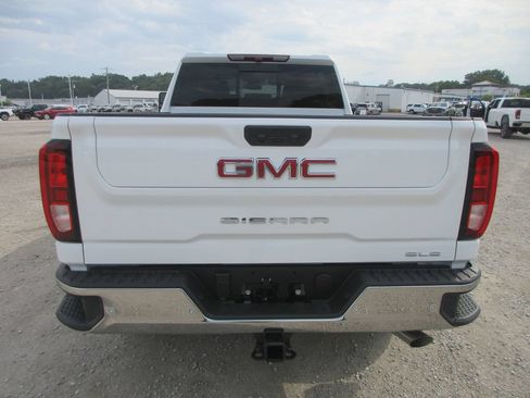 New 2026 GMC Sierra 2500 SLE w/ SLE Value Package; AWD/4WD image 6