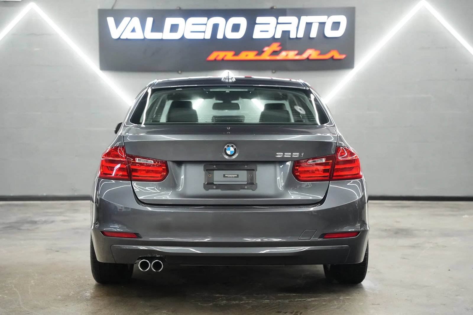Used 2014 BMW 328i Sedan RWD image 17