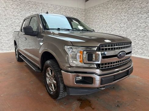 Used 2020 Ford F150 XLT w/ Equipment Group 302A Luxury AWD/4WD image 9