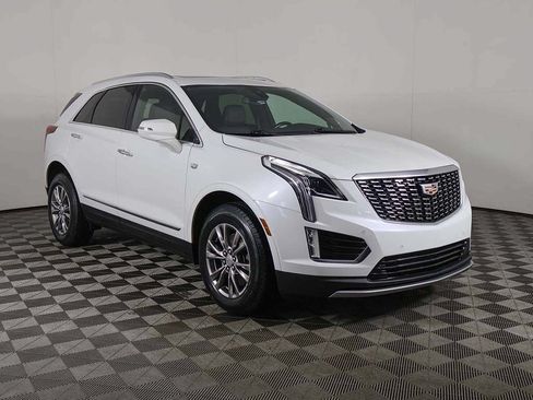 Used 2023 Cadillac XT5 Premium Luxury AWD/4WD image 2