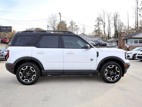 Used 2024 Ford Bronco Sport Outer Banks w/ Tech Package image 8