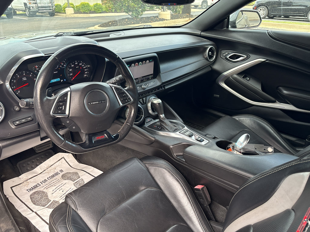 Used 2016 Chevrolet Camaro SS RWD image 16