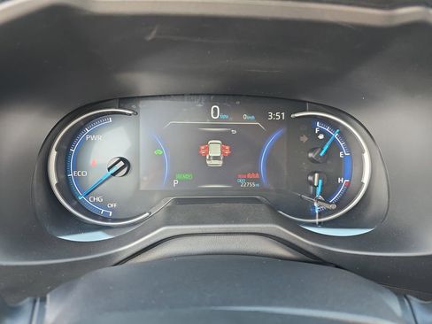 Certified 2025 Toyota RAV4 LE image 20