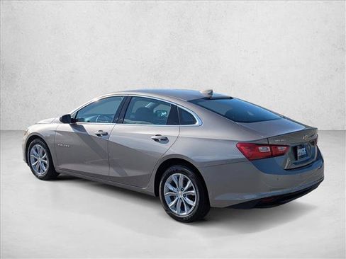 Used 2025 Chevrolet Malibu LT FWD image 7