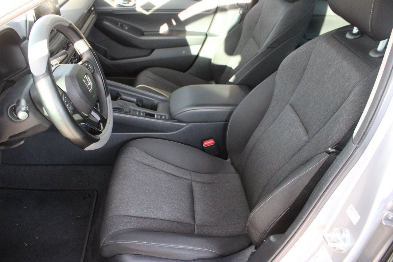 Used 2024 Honda Accord EX image 10