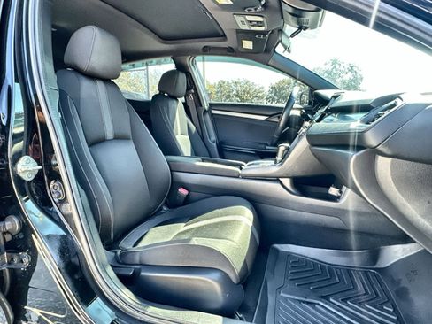Used 2020 Honda Civic EX image 3