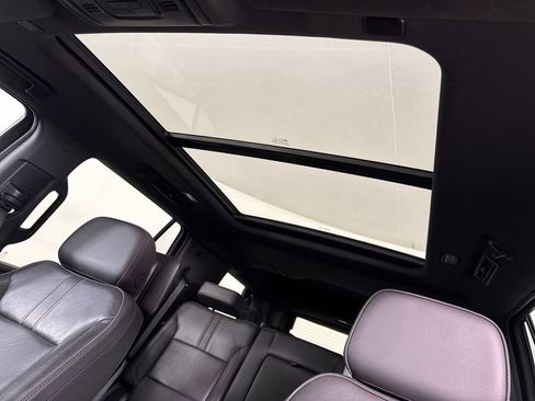 Used 2021 Chevrolet Tahoe RST w/ Luxury Package RWD image 21