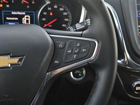 Used 2024 Chevrolet Equinox LT image 16