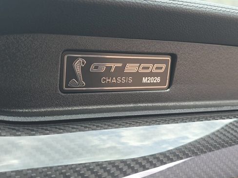 Used 2021 Ford Mustang Shelby GT500 w/ Carbon Fiber Track Pack RWD image 32