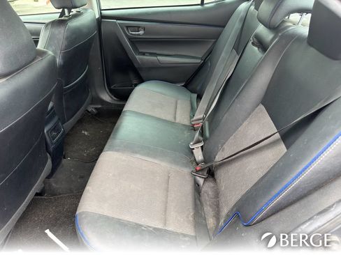 Used 2018 Toyota Corolla SE w/ Carpet Mat Package (TMS) FWD image 24