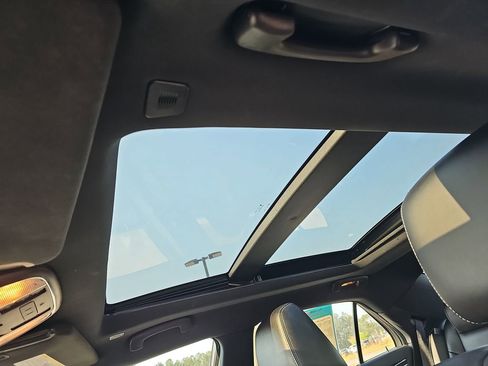 Used 2023 Chrysler 300 S RWD image 35