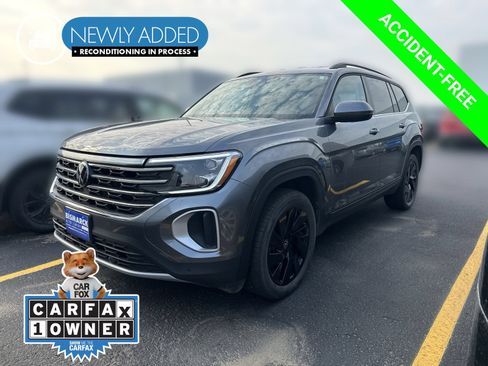 Used 2024 Volkswagen Atlas SE w/ Black Wheel Package AWD/4WD image 1