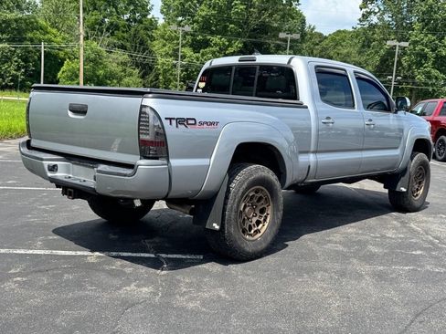 Used 2014 Toyota Tacoma 4x4 Double Cab w/ TRD Sport Package image 5