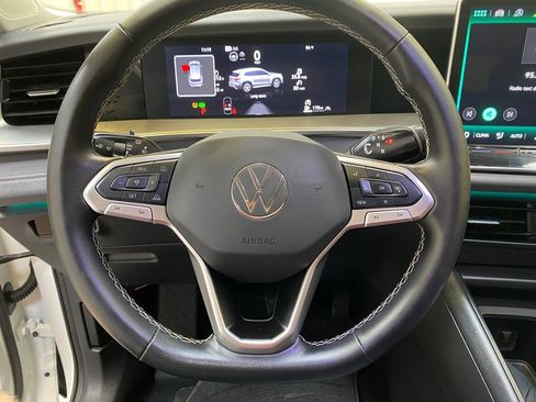 Used 2026 Volkswagen Tiguan SE AWD/4WD image 31