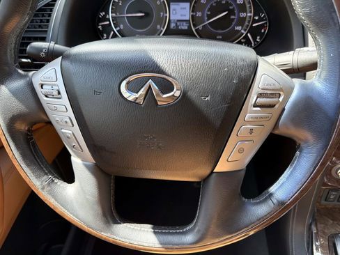 Used 2016 INFINITI QX80 4WD w/ Signature Edition Package image 24