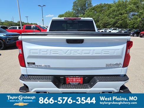 New 2026 Chevrolet Silverado 1500 High Country w/ Technology Package AWD/4WD image 7