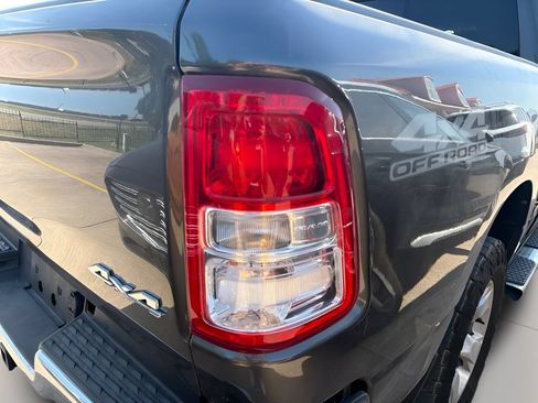 Used 2022 RAM 1500 Big Horn AWD/4WD image 33