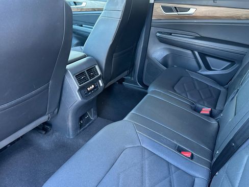 Used 2026 Volkswagen Atlas SE AWD/4WD image 29