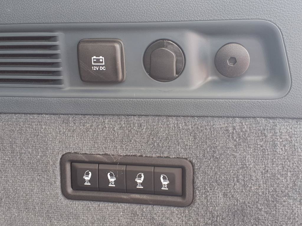 Used 2024 Jeep Grand Wagoneer Series III AWD/4WD image 14