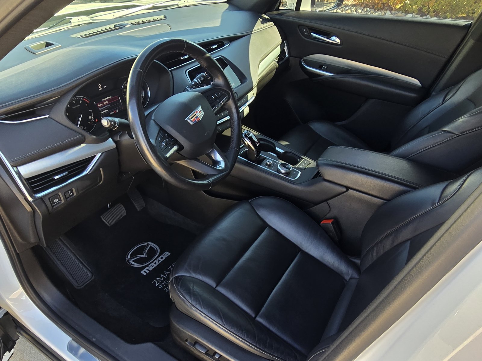 Used 2022 Cadillac XT4 Premium Luxury w/ Enhanced Visibility Package AWD/4WD image 25