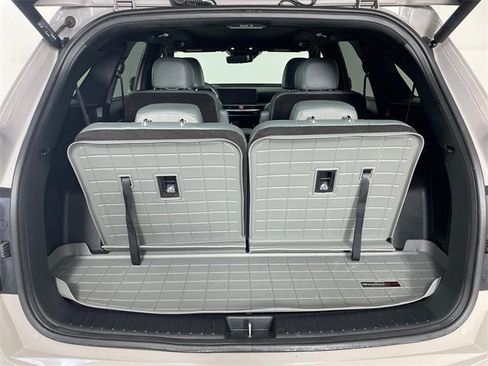 Certified 2024 Kia Sorento SX Prestige w/ Sage Leather Package image 17