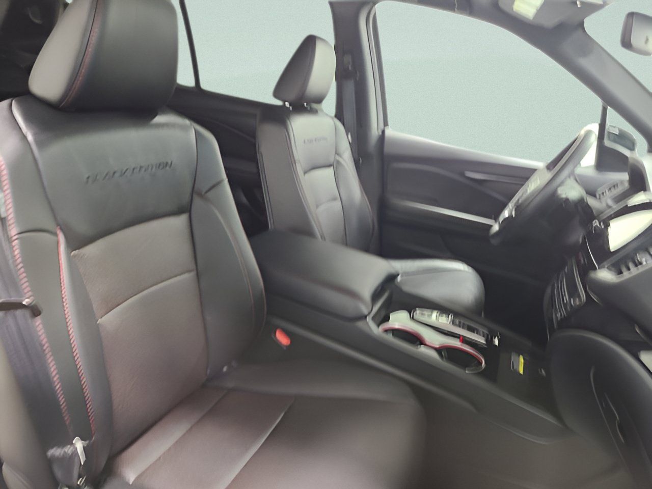 Used 2024 Honda Passport Black Edition image 14