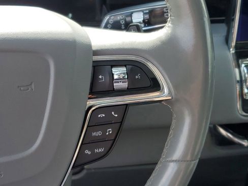 Used 2019 Lincoln Navigator Reserve w/ Cargo Package AWD/4WD image 14