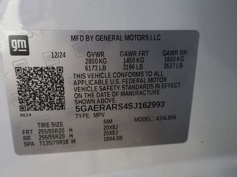 New 2025 Buick Enclave Preferred w/ LPO, Floor Liner Package image 28