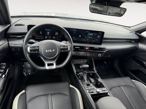 Used 2025 Kia K5 GT-Line w/ GT-Line Premium Package FWD image 15