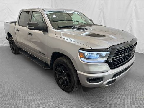 Used 2024 RAM 1500 Laramie AWD/4WD image 10