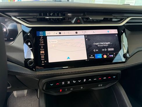 New 2026 Jeep Cherokee Overland AWD/4WD image 10