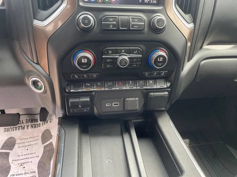 Used 2019 Chevrolet Silverado 1500 High Country AWD/4WD image 55