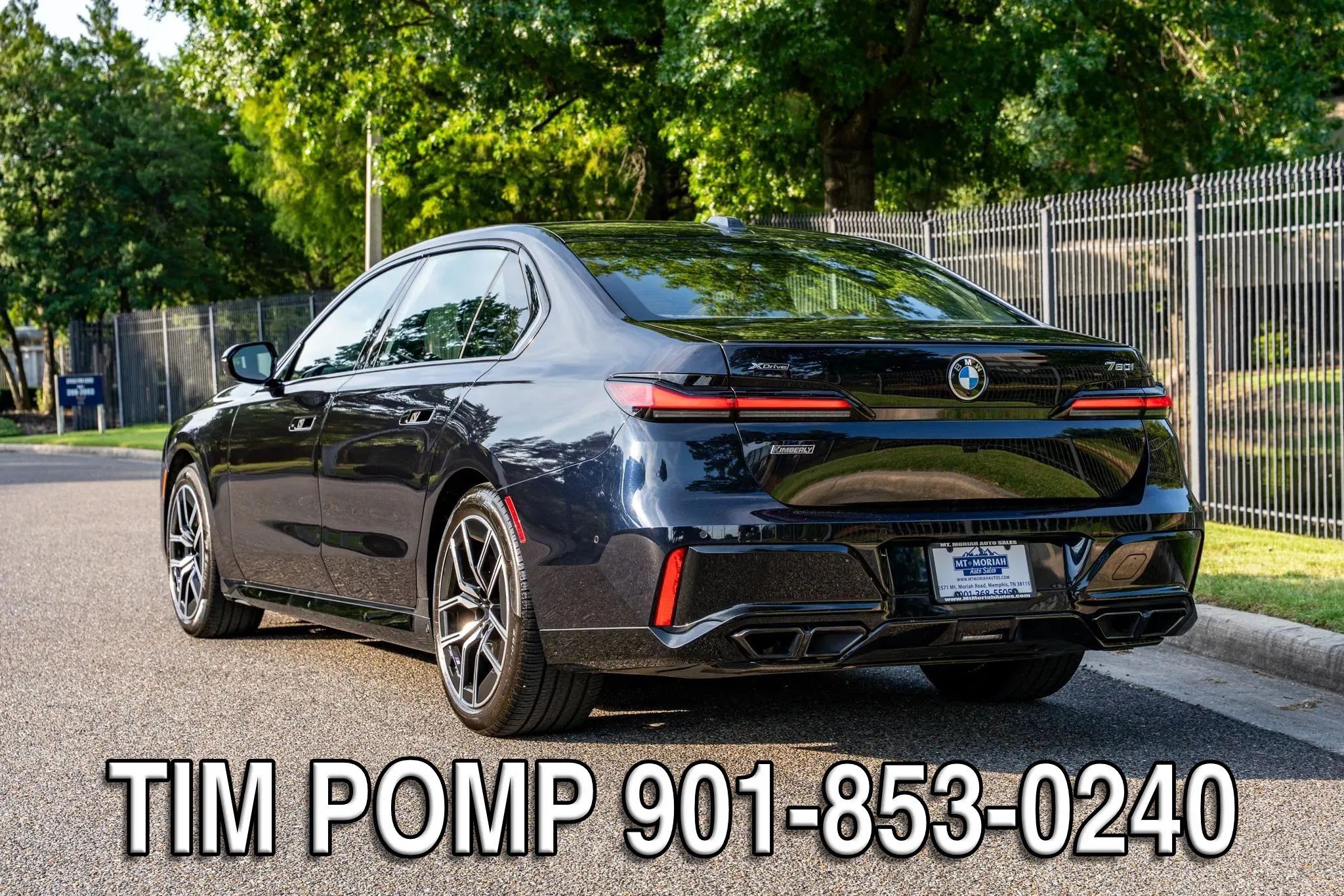 Used 2023 BMW 760i xDrive AWD/4WD image 7