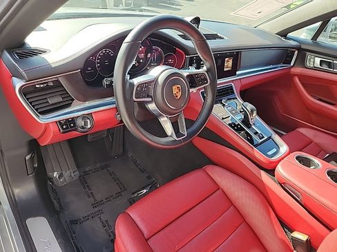 Used 2020 Porsche Panamera w/ Premium Package Plus image 27