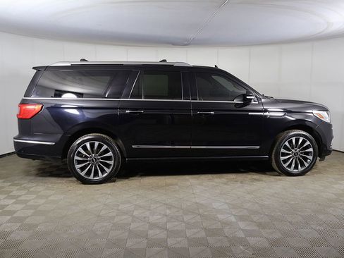 Used 2021 Lincoln Navigator L Reserve w/ Luxury Package AWD/4WD image 19