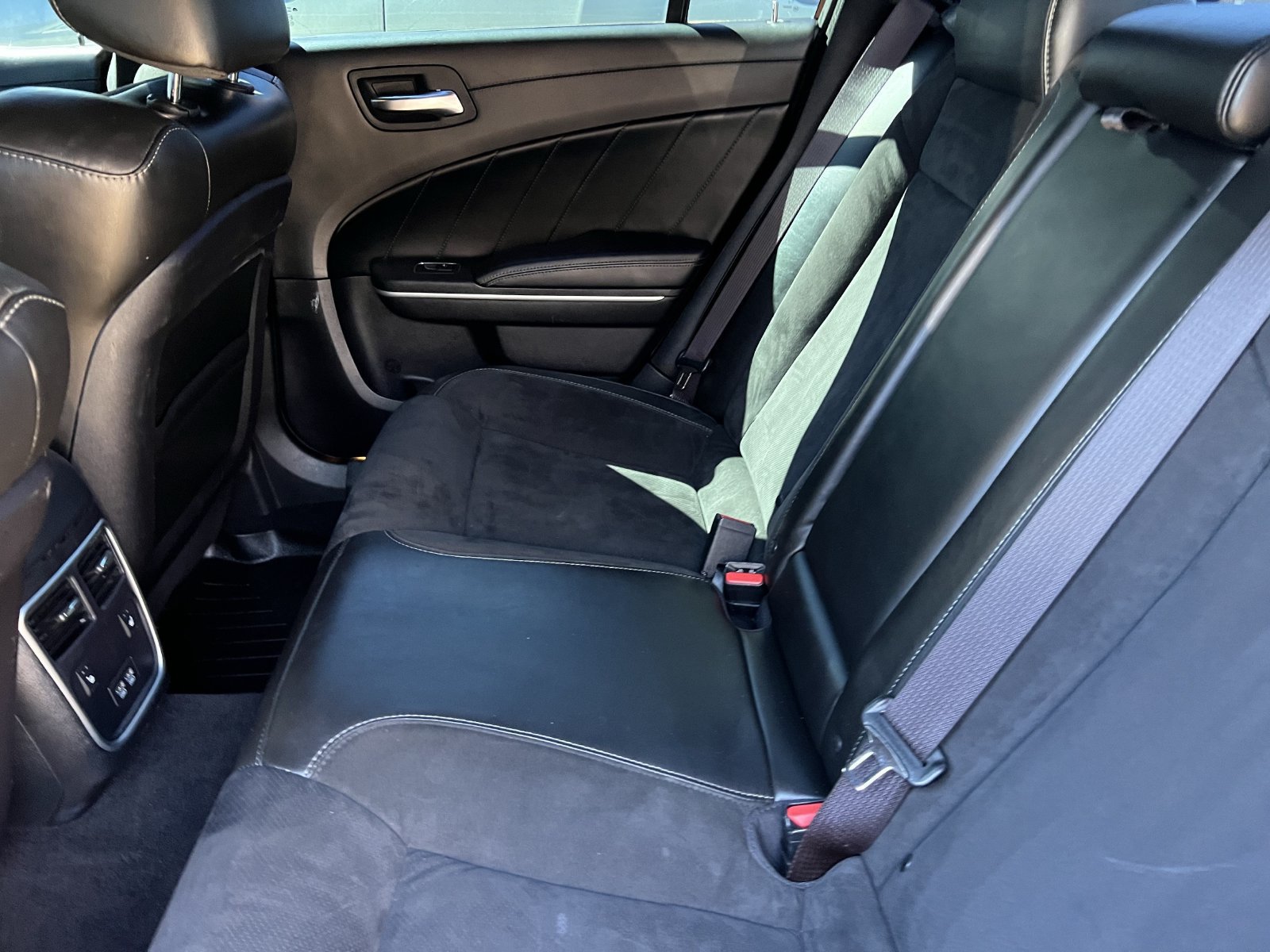 Used 2020 Dodge Charger Scat Pack RWD image 10