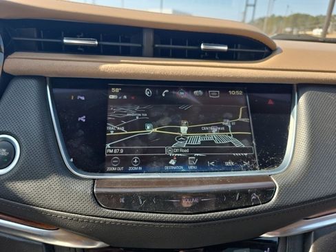 Used 2019 Cadillac XT5 Platinum image 12