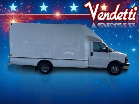 New 2025 GMC Savana 3500 w/ Power Convenience Package image 4