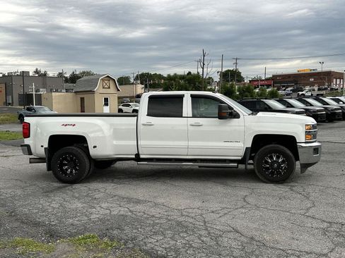 Used 2016 Chevrolet Silverado 3500 LT w/ LT Convenience Package AWD/4WD image 8