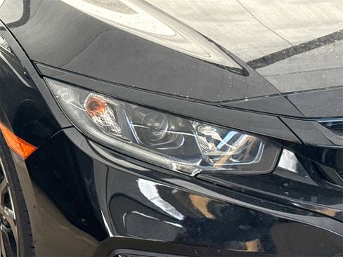 Used 2021 Honda Civic Sport image 4