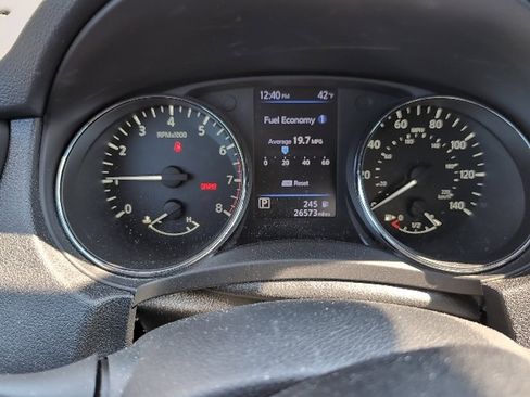 Used 2020 Nissan Rogue S w/ Special Edition Package image 5