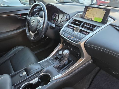 Used 2015 Lexus NX 300h AWD image 17